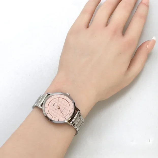 Casio LTP-VT04D-1A, 2A, 4A, 7A  ženski