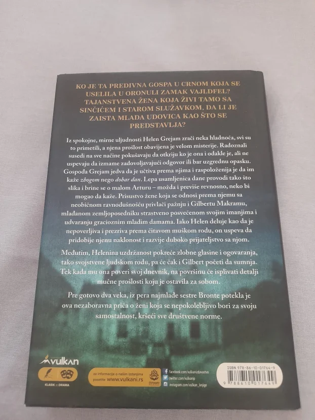 Stanarka napuštenog zamka - En Bronte