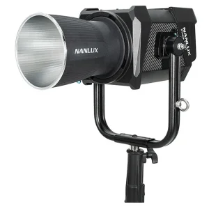 Nanlux Evoke 1200 LED Spot with FL-35YK Fresnel - PCFOTO