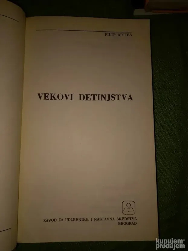 Vekovi detinjstva - Filip Arijes