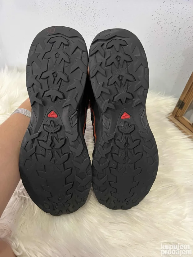 Patike Salomon goretex 43 1/3 broj prodate