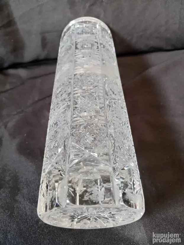 Kristalna vaza 7