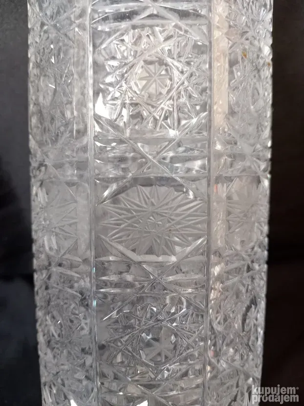 Kristalna vaza 7