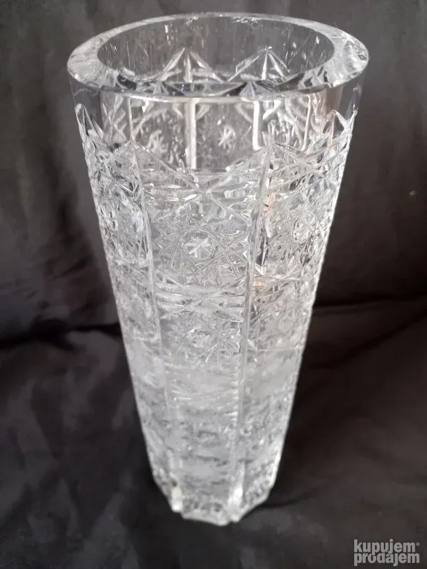 Kristalna vaza 7