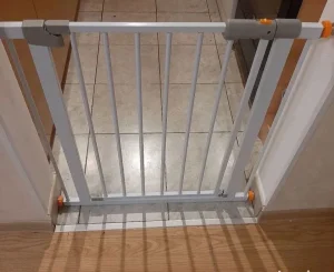 Ograda za stepenice i vrata/ogradica