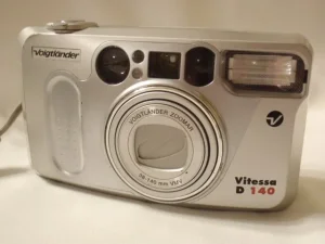 VITESSA d140 analogni fotoaparat