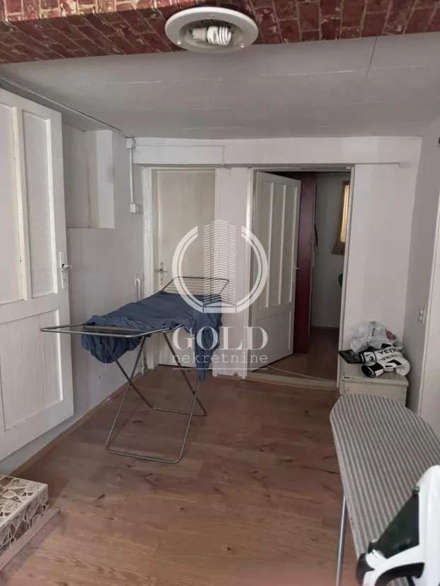 Čajkovskog, Stari Majur, 5+ petosobna, 59 m²