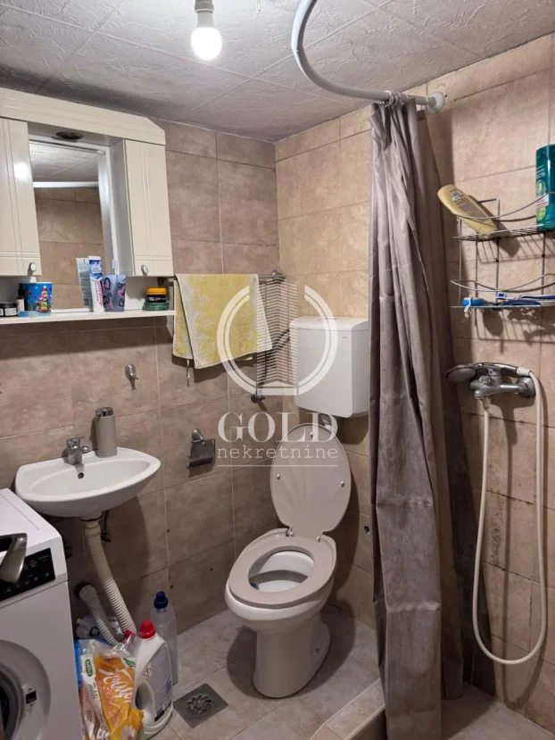 Čajkovskog, Stari Majur, 5+ petosobna, 59 m²
