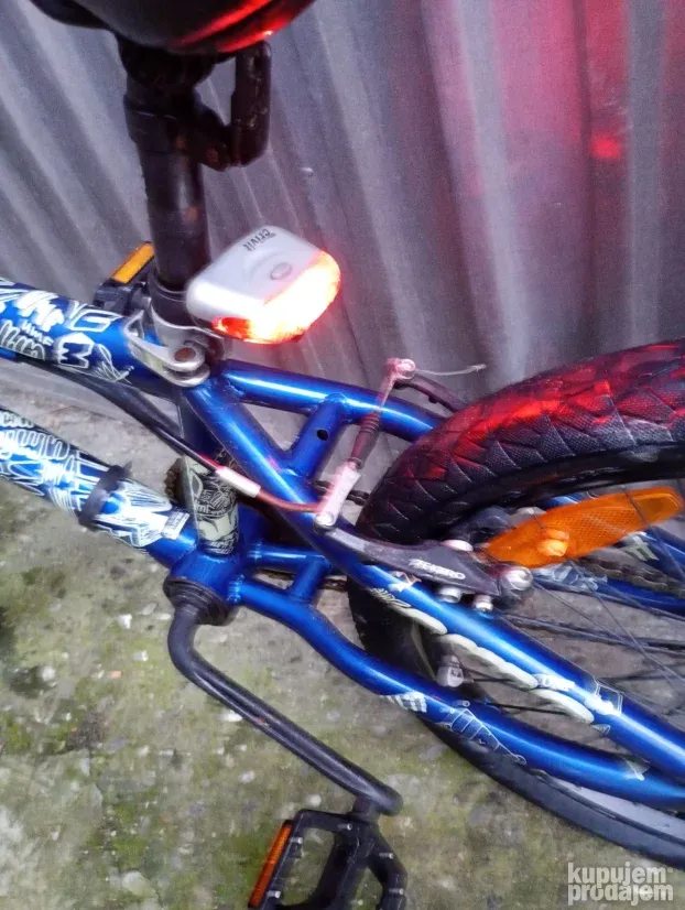 Bicikl bmx UMF kao Nov