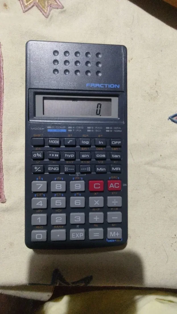 CASIO fx-82SX FRACTION /1992 KupujemProdajem