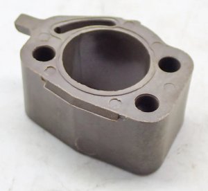 Prirubnica karburatora testere Husqvarna 268 272 281 288 OR