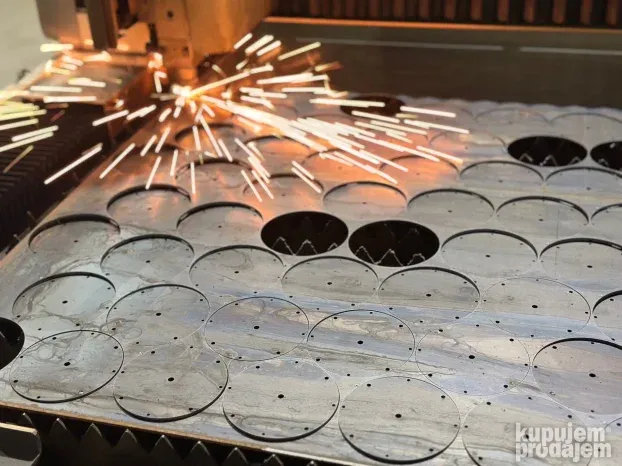 Usluzno Lasersko secenje i savijanje metala do 20mm debljine