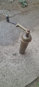 Stari mesingani mlin za kafu