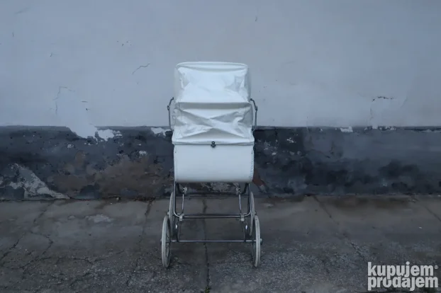 Vintage starinska decija kolica 1970e