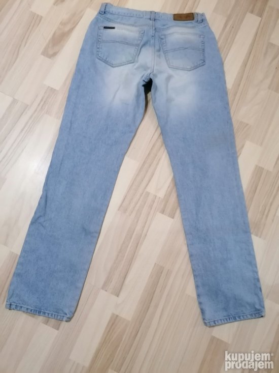 981 - GANT jeans farke 35/36 Original TOP Svetle ITALIJA