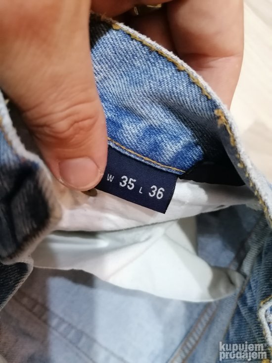 981 - GANT jeans farke 35/36 Original TOP Svetle ITALIJA
