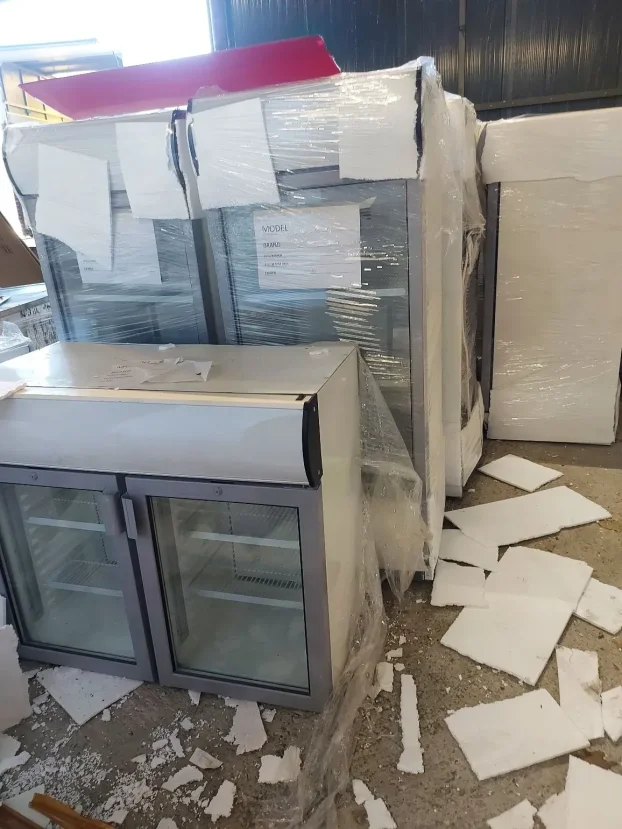 Rashladne vitrine + prevoz