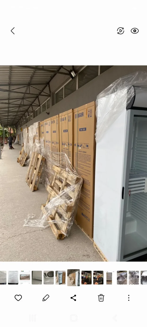 Rashladne vitrine + prevoz