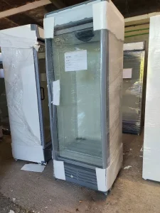 Rashladne vitrine + prevoz