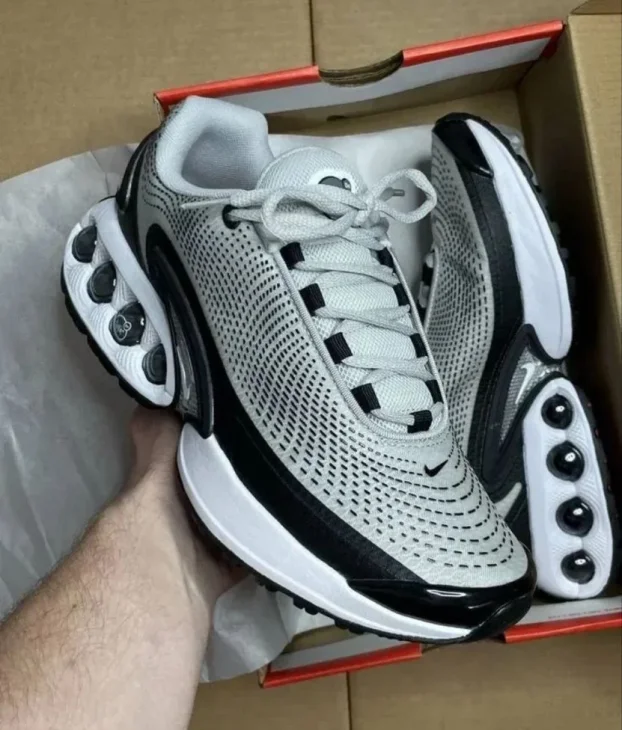 Nike Air Max 90 Drift,TN,DN,Command,95 New Balance 9060