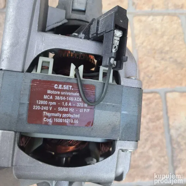 Motor ves masine Indesit widl 106