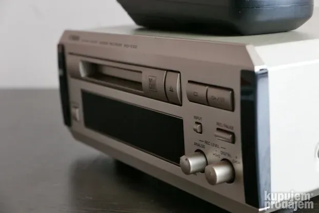 Yamaha MDX-E100, MiniDisc rekorder