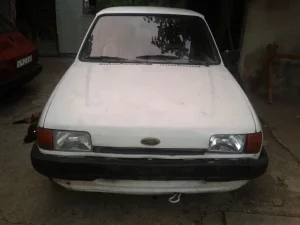 Ford fiesta 2,3 eskort 3,4
