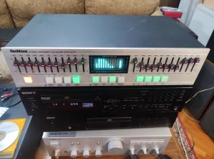 RENKFORCE HVEA-8701 predpojačao sa ekvilajzerom