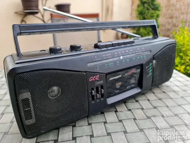 UNIVERSUM CTR-1025 - stereo radio kasetofon