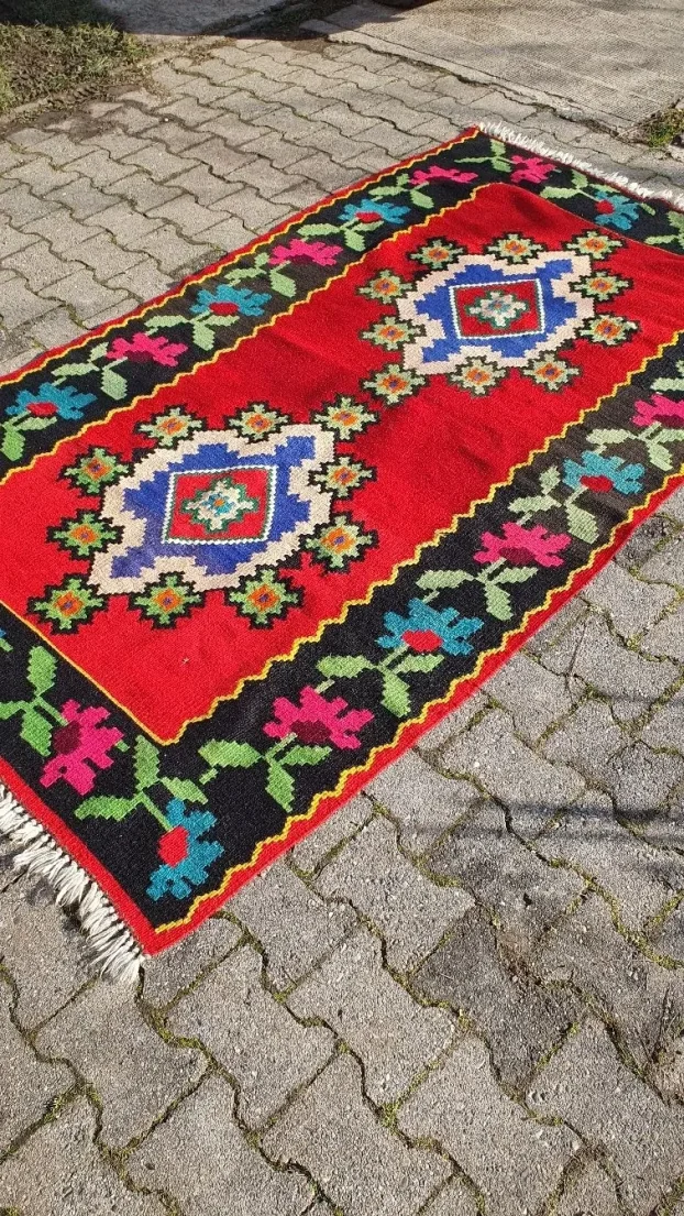 Rucno tkani cilim 2,25 x 1,33 m