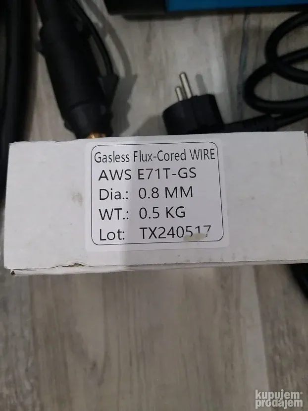 Aparat za varenje Makita  CO2 za varenje bez gasa i elektro