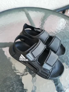 Adidas sandale