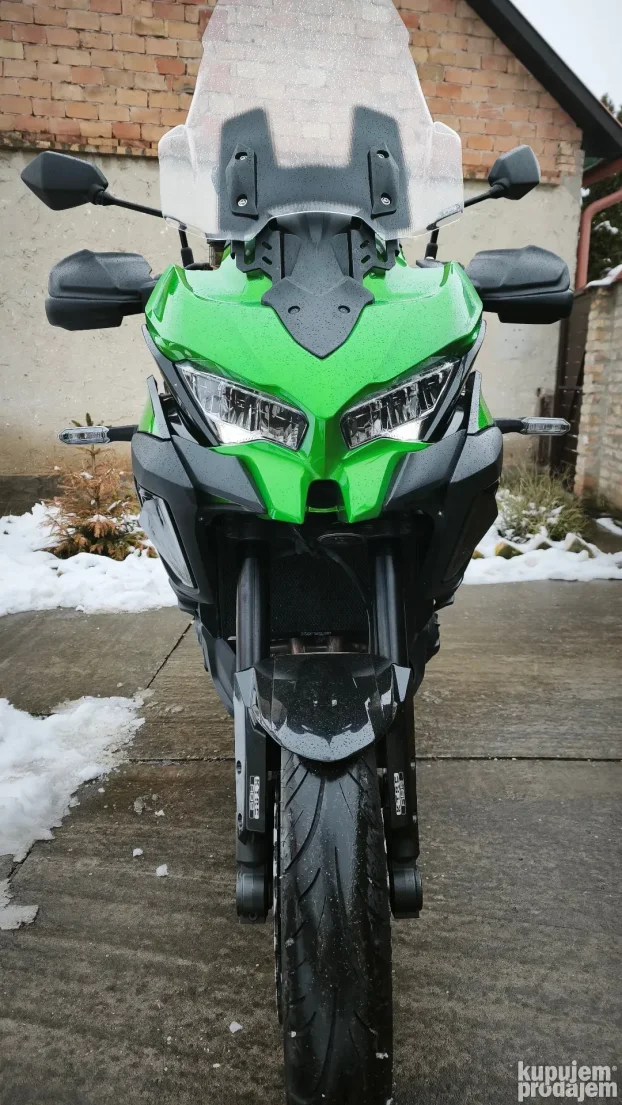 Kawasaki Versys 1000 2022g.