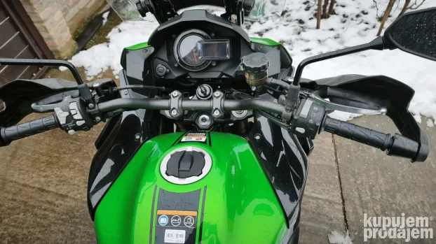 Kawasaki Versys 1000 2022g.