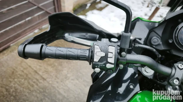 Kawasaki Versys 1000 2022g.