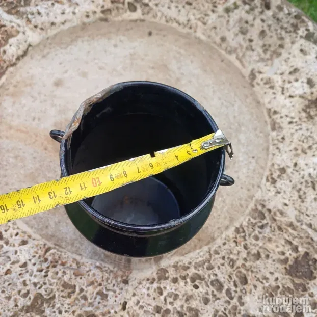 Stara emajlirana kantica za mleko