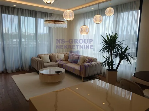 Detelinara, 3.0 trosoban, 82 m²