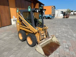 Mini utovarivačCase