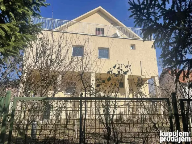 kopaonicka 14, Kaluđerica, 5+ petosobna, 400 m²