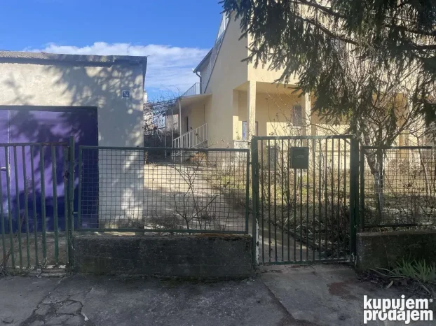 kopaonicka 14, Kaluđerica, 5+ petosobna, 400 m²