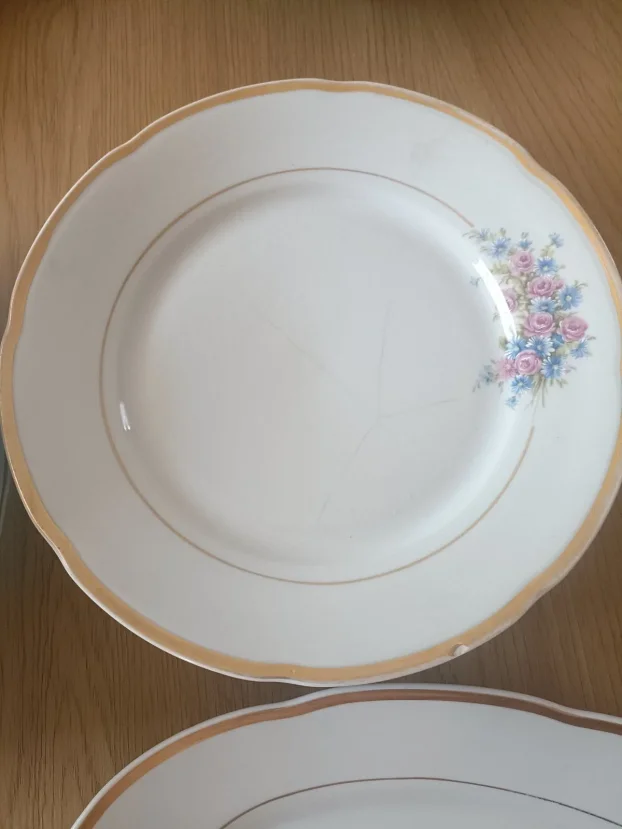 Servis za rucavanje iz 50e godine