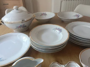 Servis za rucavanje iz 50e godine