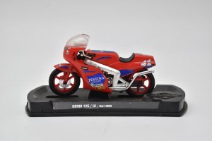 Derbi 125 Guiloy Spain 1/18 maketa motora