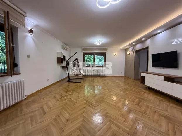 Koste Racina, Dedinje, 5+ petosobna, 150 m²