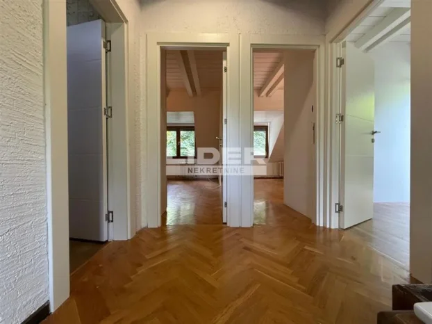 Koste Racina, Dedinje, 5+ petosobna, 150 m²