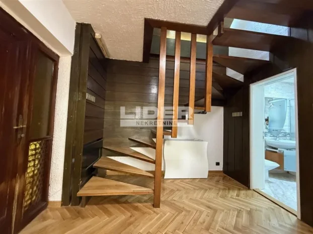 Koste Racina, Dedinje, 5+ petosobna, 150 m²