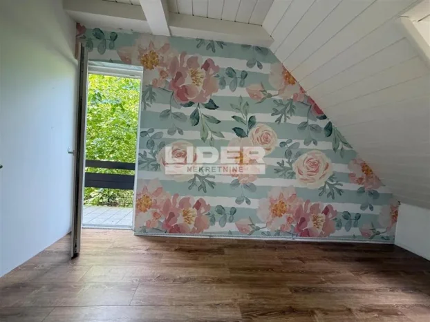 Koste Racina, Dedinje, 5+ petosobna, 150 m²