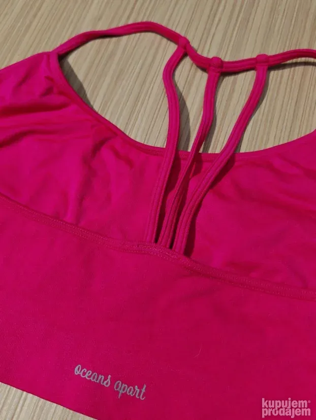Oceans Apart fitnes top XL