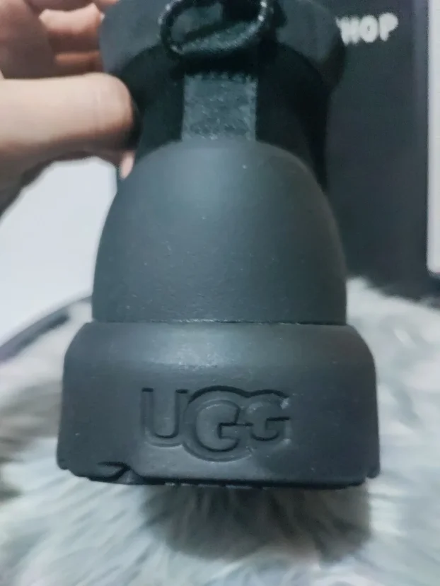 UGG muske crne