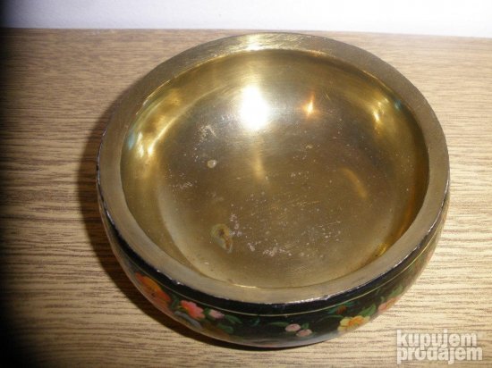 Ruska posudica oslikana